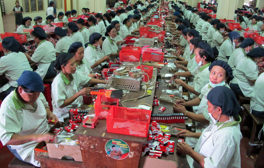 Gudang Garam Industri Rokok